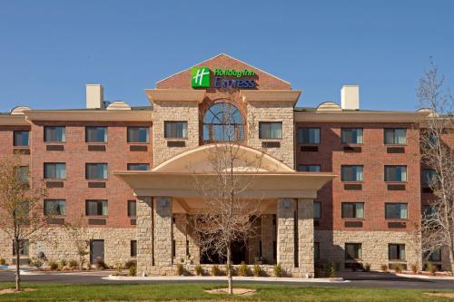 Holiday Inn Express Hotel & Suites Lubbock West an IHG Hotel - main image