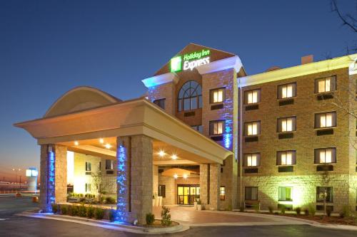 Holiday Inn Express Hotel & Suites Lubbock West an IHG Hotel - image 3