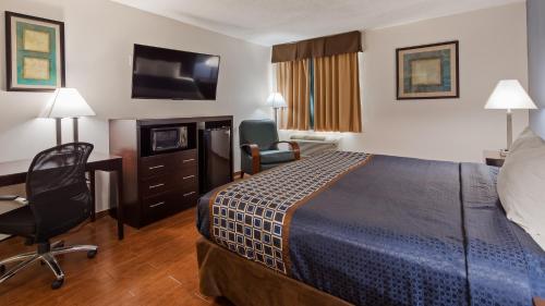 SureStay Plus Hotel by Best Western Lubbock Medical Center - image 4