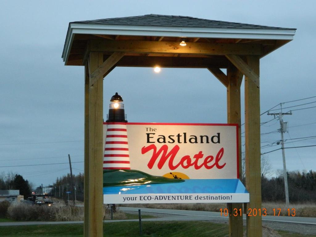 The Eastland Motel - main image