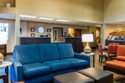 Comfort Inn Ludington - image 3