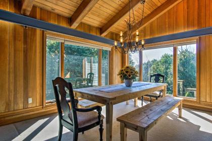 7-Acre Coastal Michigan Home with Hot Tub and Sauna! - image 9