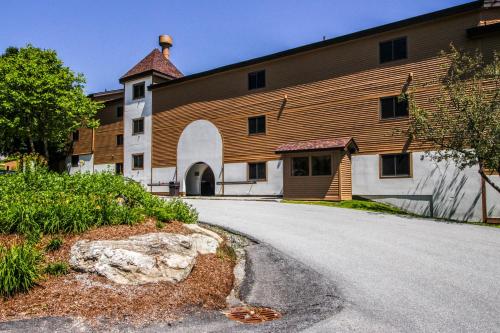 Okemo Mountain Condo - main image