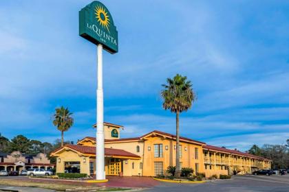 La Quinta Inn by Wyndham Lufkin - image 8