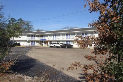 Motel 6-Lufkin TX - image 2