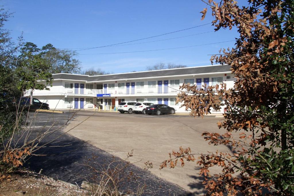 Motel 6-Lufkin TX - image 5