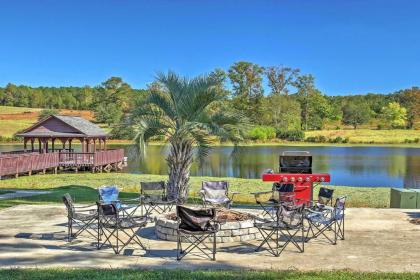 Cottage by the Pond on Gorgeous Expansive Estate - image 9