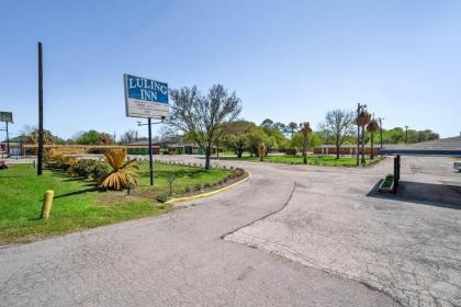 OYO Hotel Luling TX Downtown I-10/US-90 - image 1