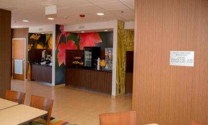 Fairfield Inn by Marriott Lumberton - image 6