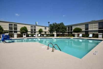 Holiday Inn Lumberton an IHG Hotel - image 16