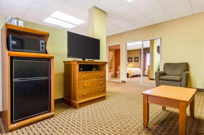 Quality Inn Lumberton - image 10