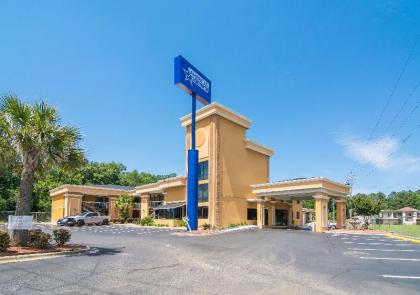 Americas Best Value Inn Lumberton - image 15