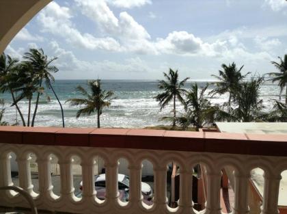 Luquillo Sunrise Beach Inn - image 6