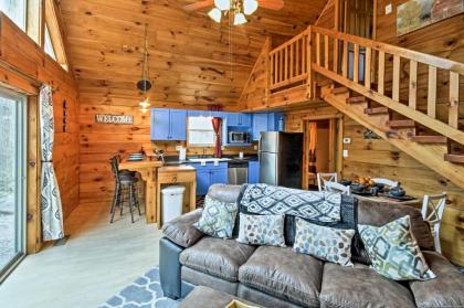 Updated Luray Cabin Near Dwtn and Shenandoah River! - image 2