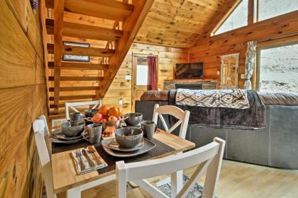 Updated Luray Cabin Near Dwtn and Shenandoah River! - image 9