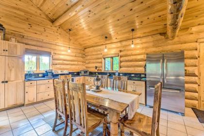 Lutsen Cabin with Fire Pit Patio and Deck! - image 3