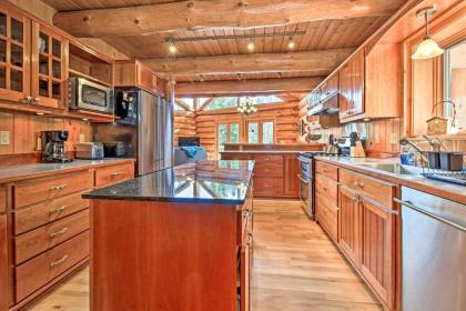 Lakefront Log Cabin with Dock about 9Mi to Lutsen Mtn - image 9