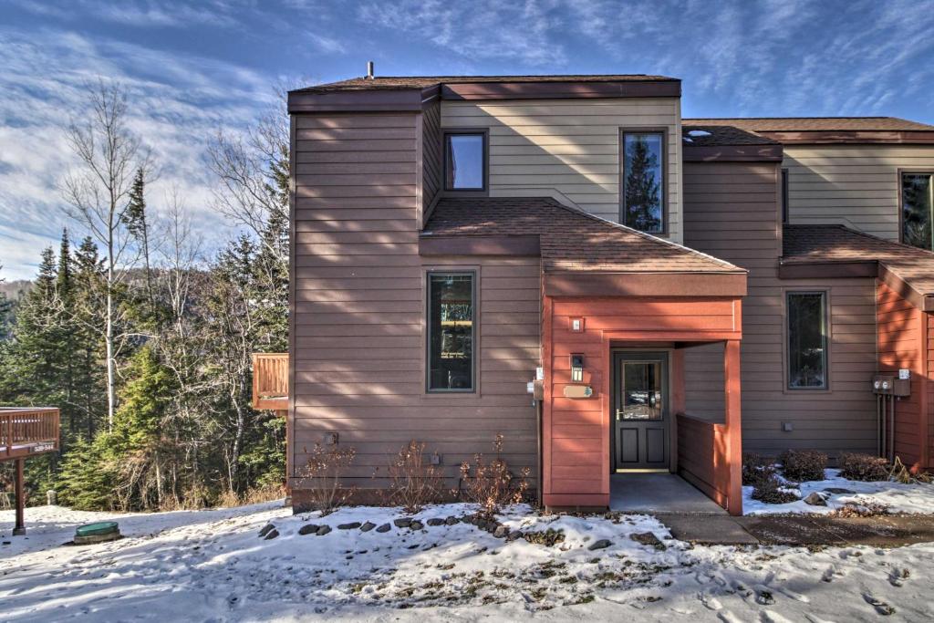 Lutsen Mtn Townhome - 2 Mi to Lake Superior! - image 2