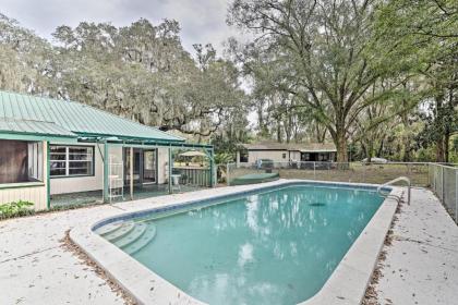 Lakefront Home with Private Pool 13 Mi to Tampa - image 2