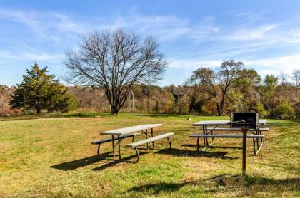 Econo Lodge Lynchburg South - image 15