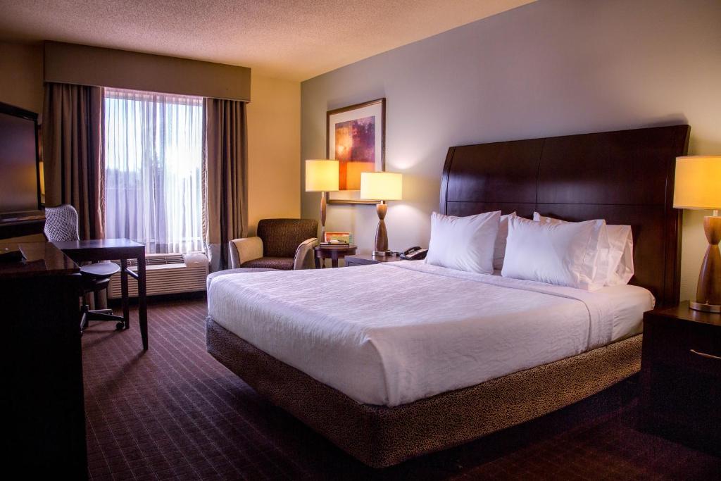 Hilton Garden Inn Lynchburg - image 6