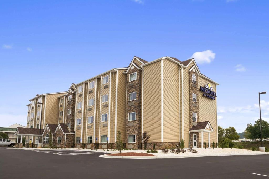 Microtel Inn & Suites by Wyndham - main image