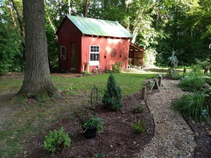 The Bent Branch Lodge - A Gnomes Retreat - Historic Virginia Log Cabin Coy Pond and Babbling Brook - image 4