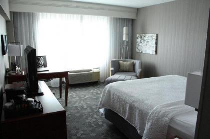 Courtyard by Marriott Lyndhurst/Meadowlands - image 12