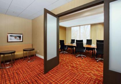 Courtyard by Marriott Lyndhurst/Meadowlands - image 4