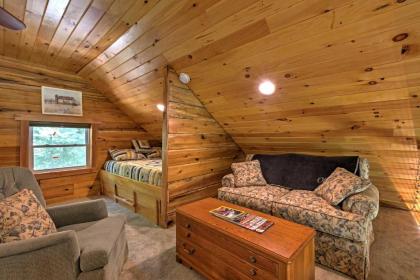 Lyndhurst Cabin on Farm with Pond and Stocked Stream! - image 9