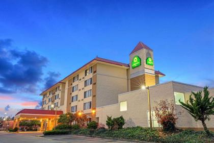 La Quinta Inn by Wyndham Lynnwood - image 15