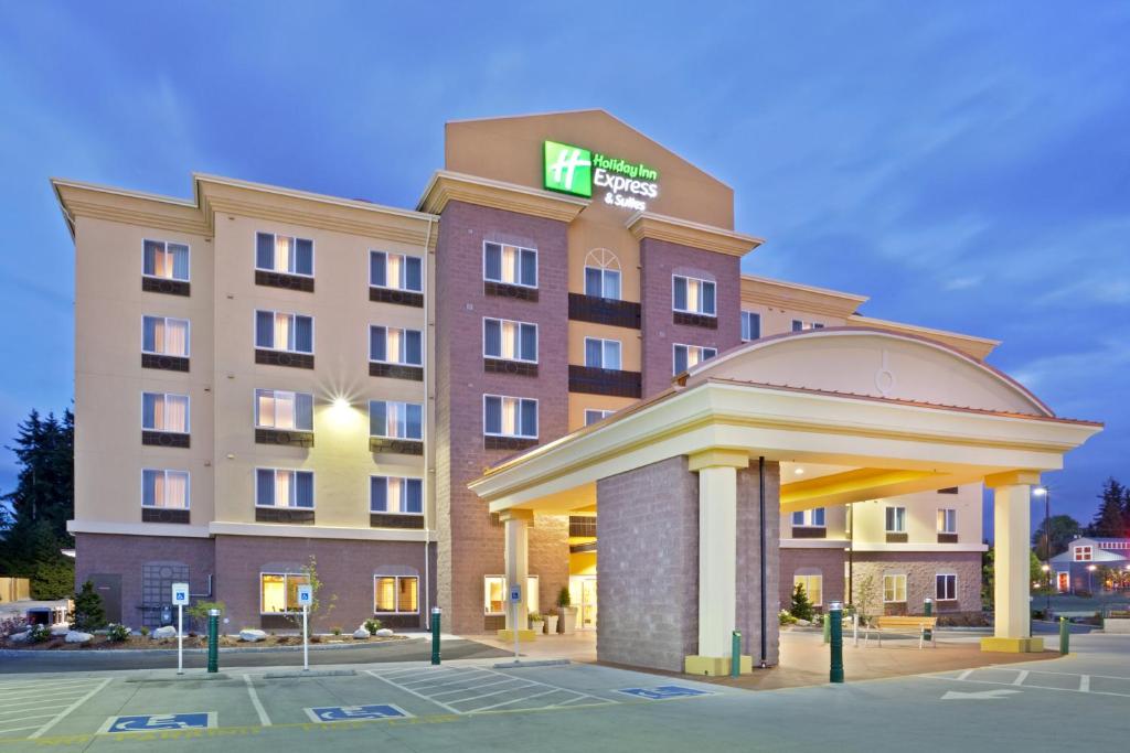 Holiday Inn Express Hotel & Suites Seattle North - Lynnwood an IHG Hotel - main image