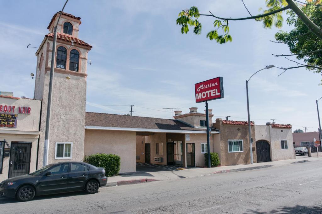 Mission Motel - main image