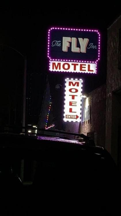 The Fly Inn Motel - image 9