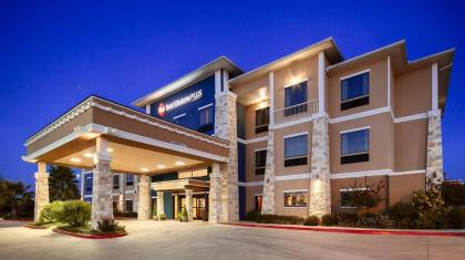 Best Western Plus Lytle Inn and Suites