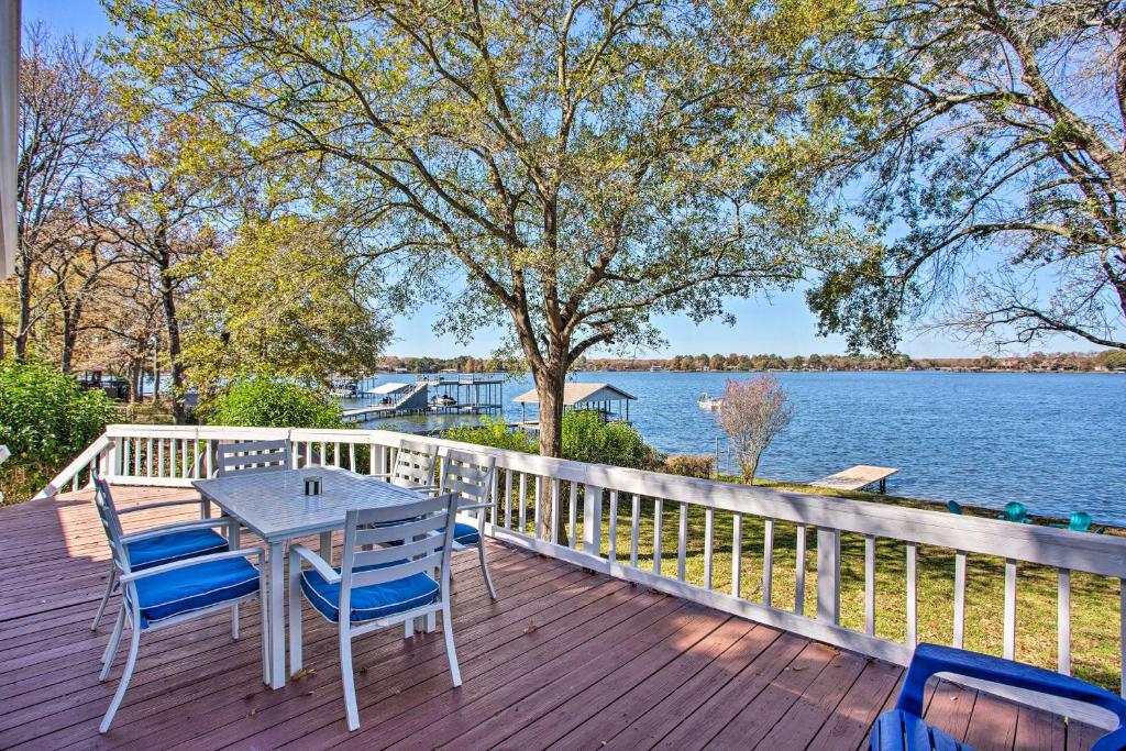 Cedar Creek Lakefront Home with Dock and Fire Pit - image 5