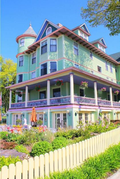 Inn on Mackinac - image 8