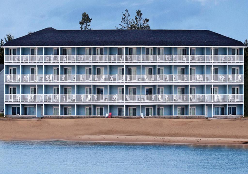 Fairview Beachfront Inn - main image