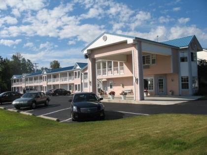 Great Lakes Inn Mackinaw City - image 14