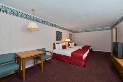 Americas Best Value Inn Mackinaw City - image 14