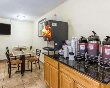 Quality Inn Macomb - image 9