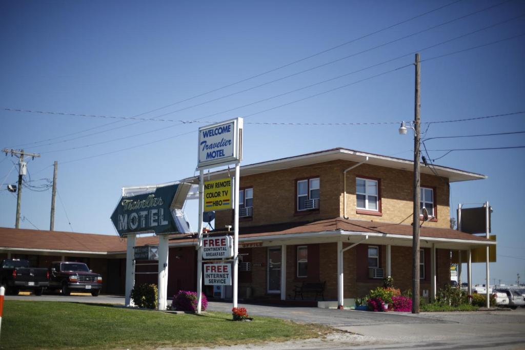 Travelier Motel - Macon - image 6