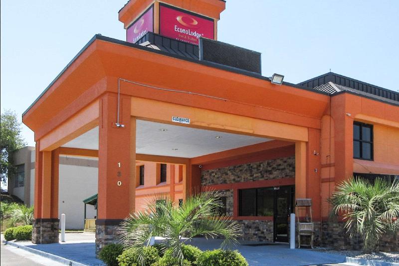 Econo Lodge Inn & Suites Macon - main image