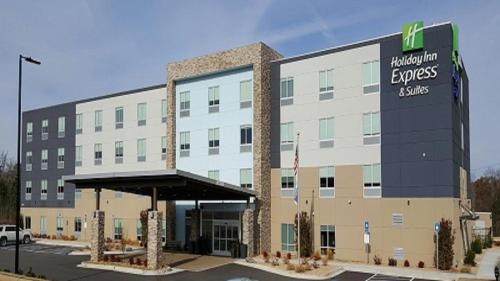 Holiday Inn Express - Macon North an IHG Hotel - main image