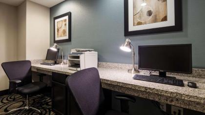 Best Western Plus Sand Bass Inn and Suites - image 11