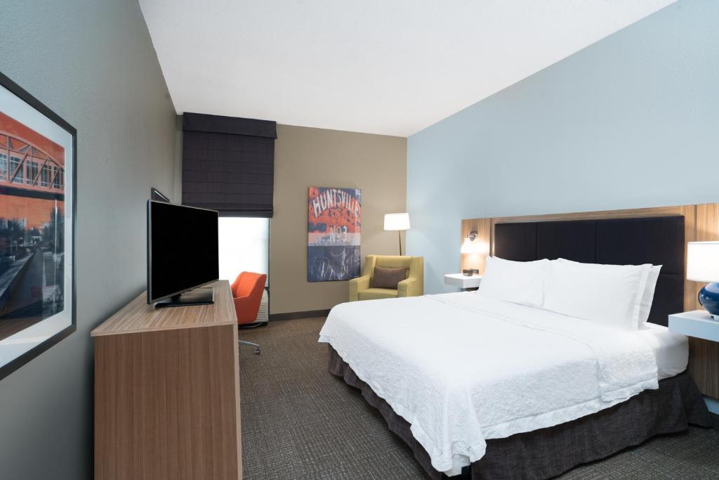 Hampton Inn Huntsville-Madison - image 6