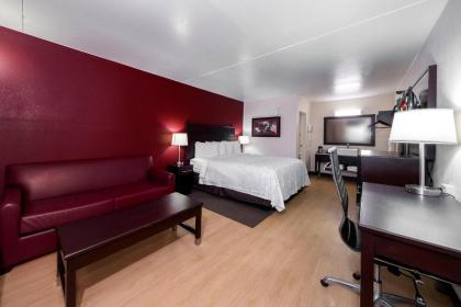 Red Roof Inn PLUS+ Huntsville – Madison - image 6