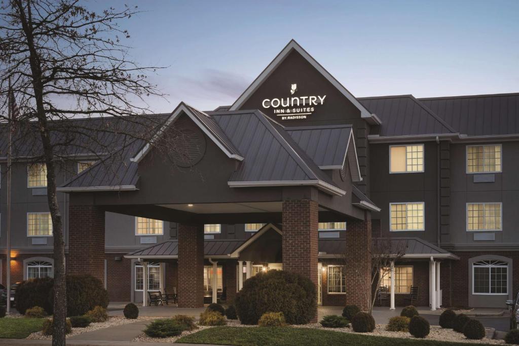 Country Inn & Suites by Radisson Madison AL - main image