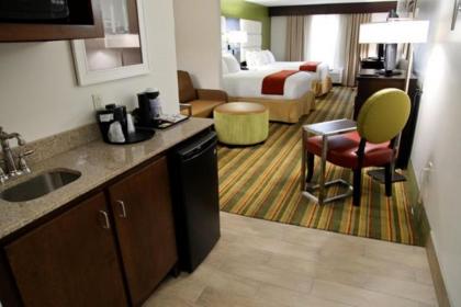 Holiday Inn Express & Suites - Huntsville Airport an IHG Hotel - image 15