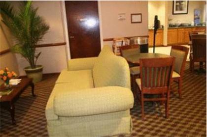 Hampton Inn Madison - image 5